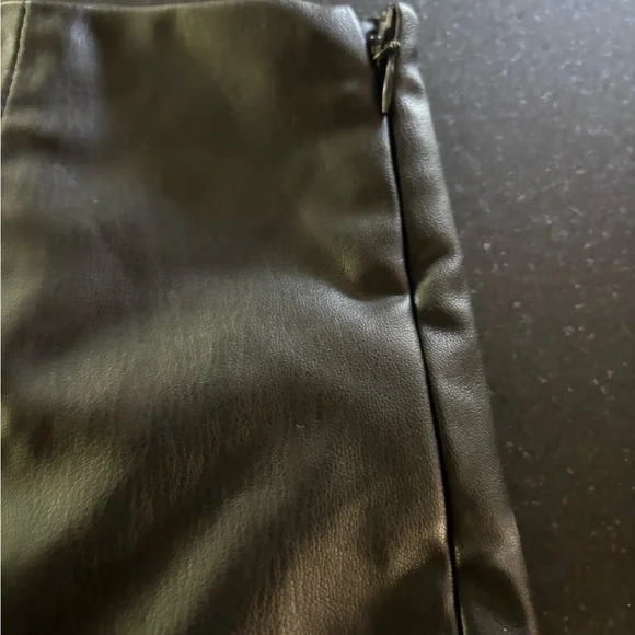 Zara - 3 items, Black Leather shorts, Top & Skirt- Sz Small - Picture 4 of 11